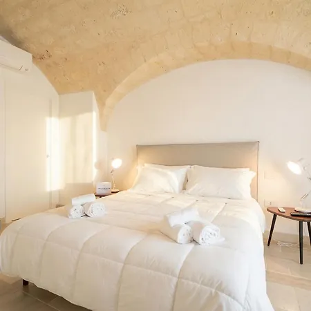 Apartmán Palazzo Della Torre 002 - Historical Modern *