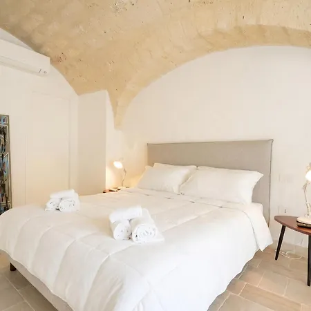 Apartmán Palazzo Della Torre 002 - Historical Modern